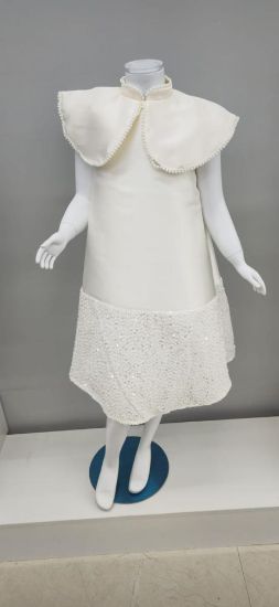 صورة فستان سهرة سكري بنهايات في الفساتن لماعه